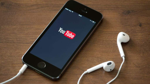 iPhone showing youtube logo for video marketing blog post